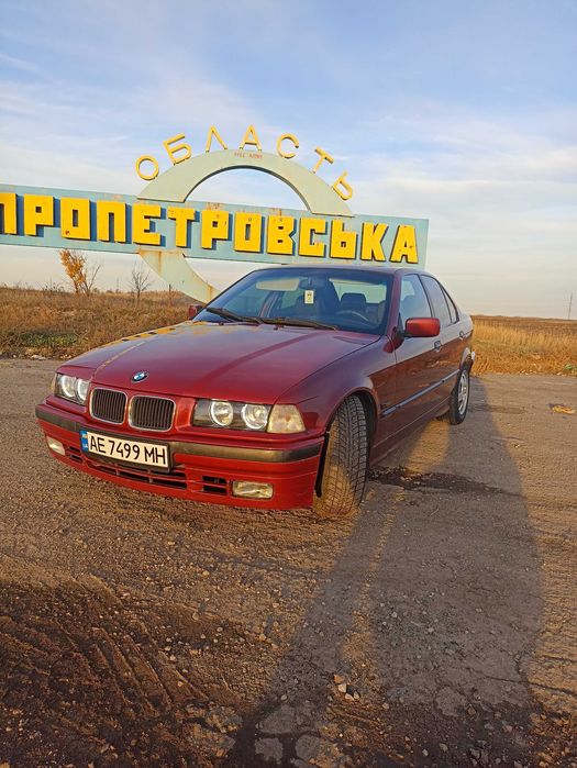 Бмв Е36 автомат газ/бенз