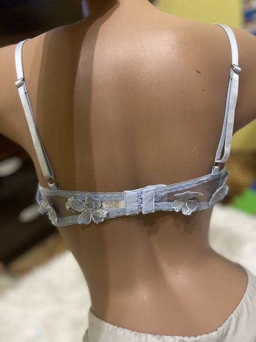 Сексуальний, неординарний бюстик