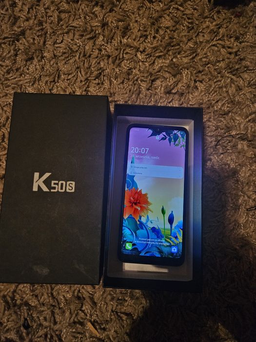 Telefon LG K50s super