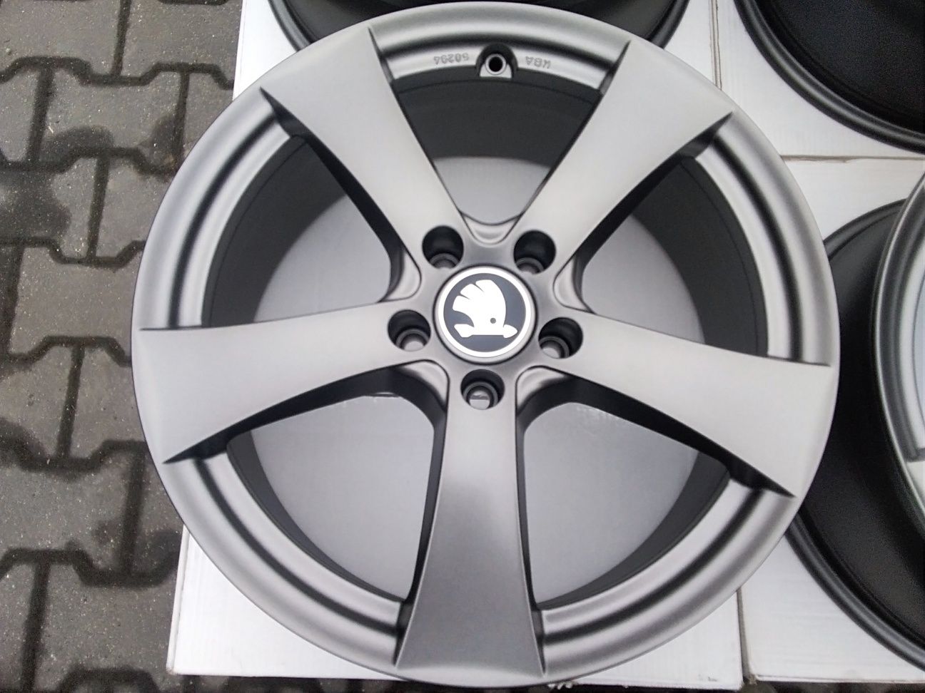 18" Skoda 5x112 Nowe Dezent