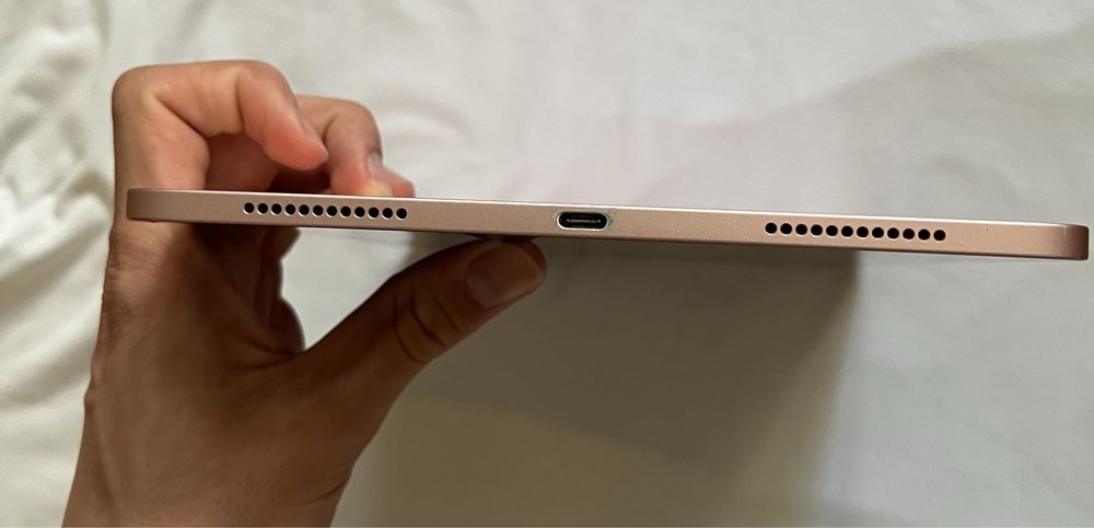 Продам Ipad Air 4 256 gb Rose Gold