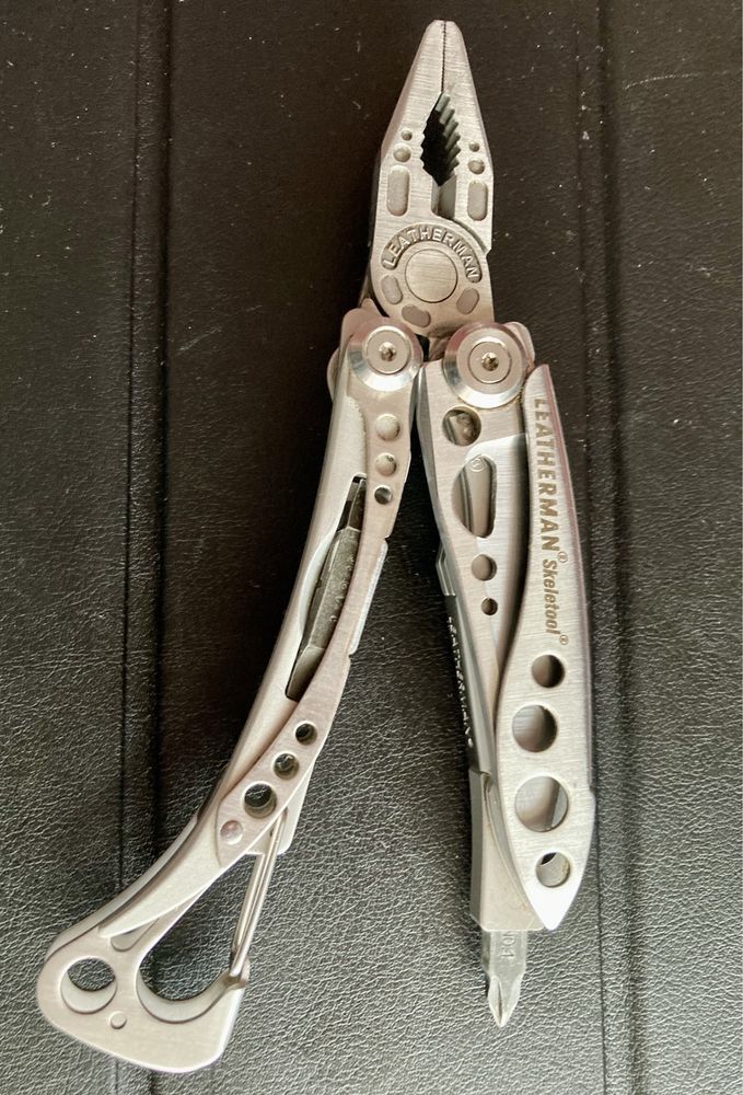 Learherma Skeletool multitool