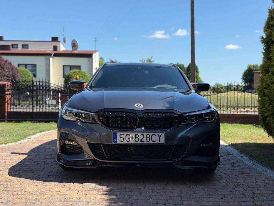 BMW Seria 3 BMW 330e X-Drive M-sport