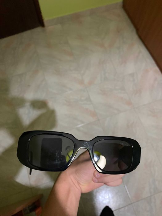 óculos de sol Prada