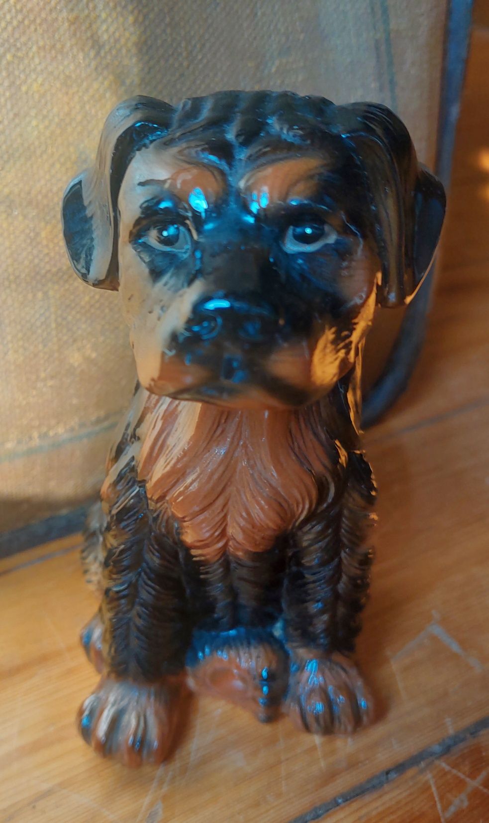 Figurka porcelanowa -pies Rottweiler