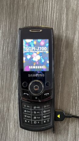 telefon samsung SGH J700 z kablami bez akumulatora