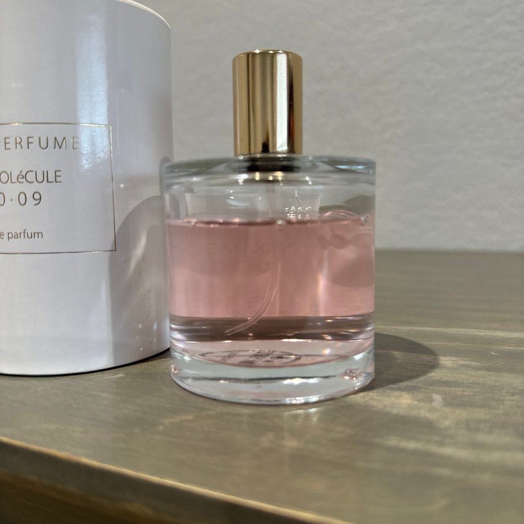 Zarkoperfume Pink Molécule 090.09 Оригинал!
Pink MOLéCUPink MOZARKO