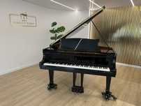 Fortepian Steinway & Sons model A po kapitalnym remoncie. Transport