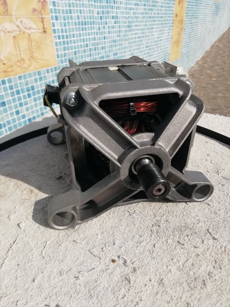 Motor Eléctrico 220 a 240 v