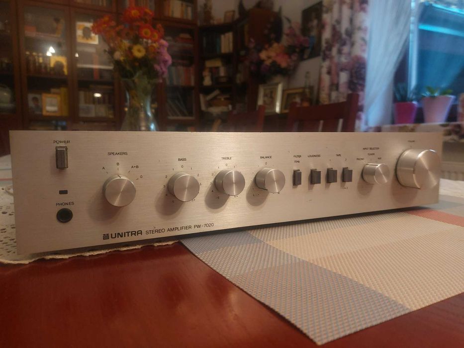 UNITRA STEREO amplifier pw-7020 (nowe kondensatory!)