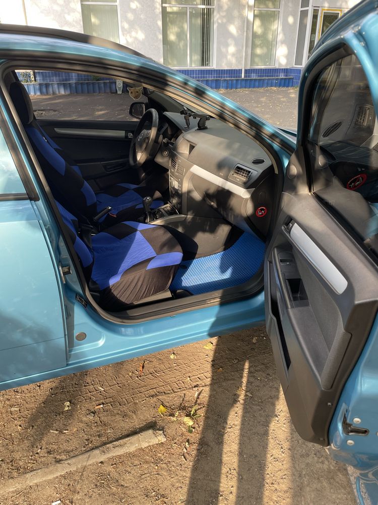Opel astra H 2005 1.7 турбо дизель
