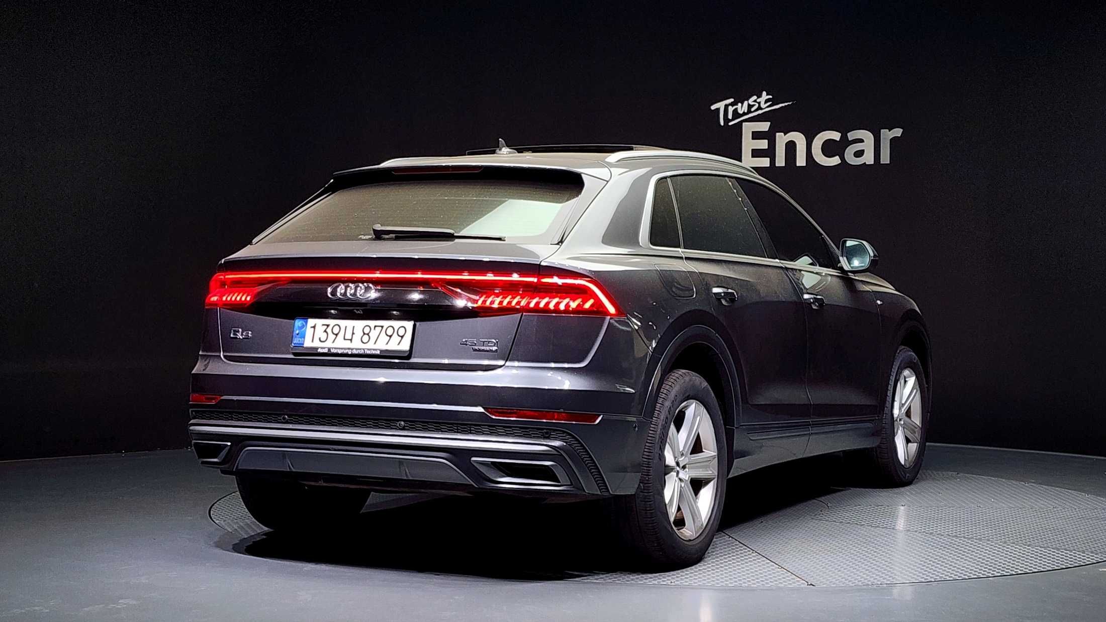 2021 Audi Q8 45 TDI Quattro Premium
