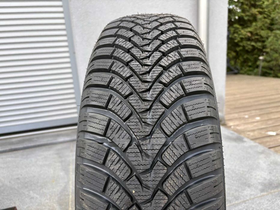 x4 zima 225/65R17 Falken Eurowinter 106H XL D,B,72db PREMIUM!  NOWE!