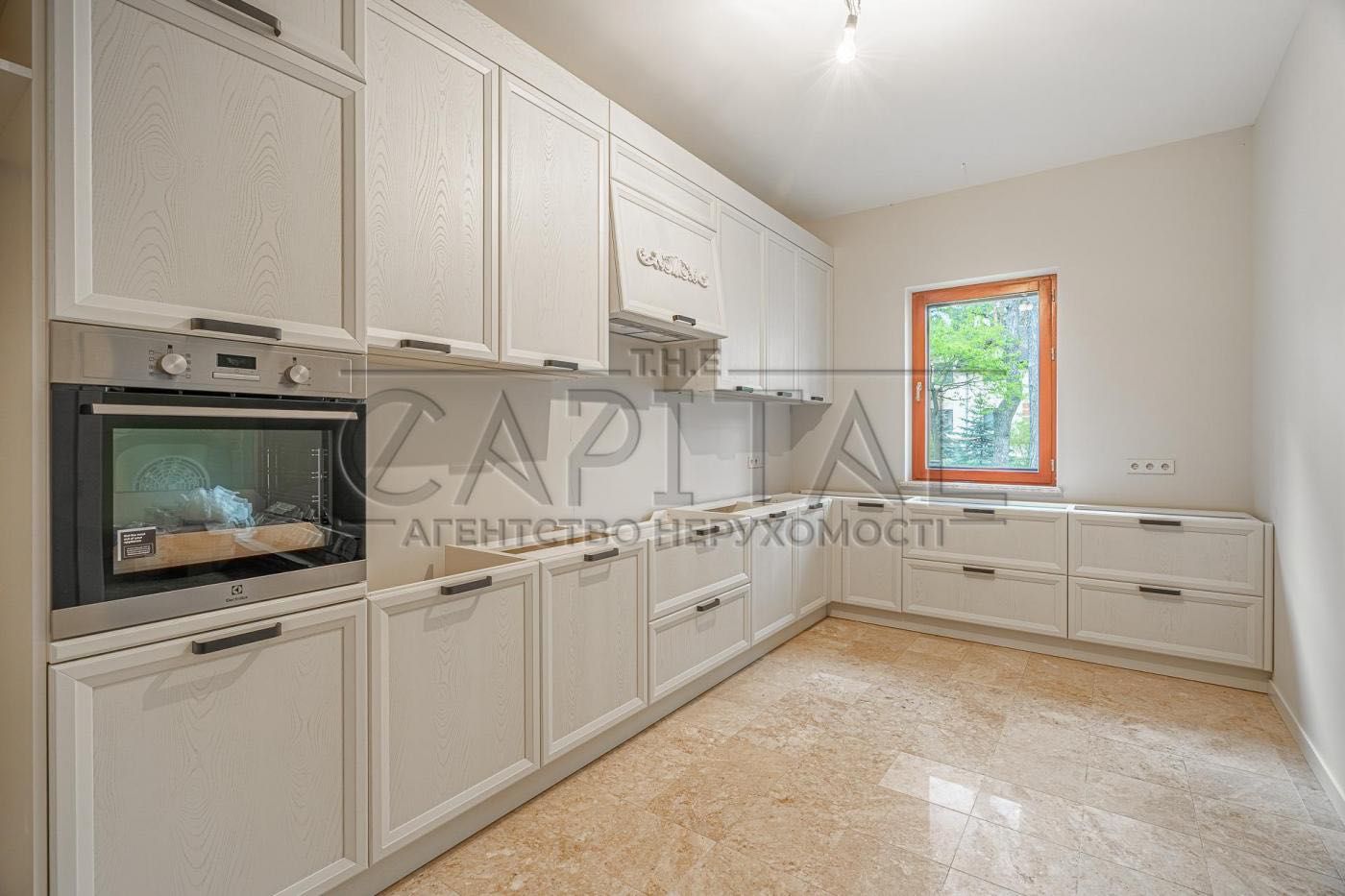 Новый Дом (260м2) 10 соток, в КГ, Кийлов, Бориспольское направление