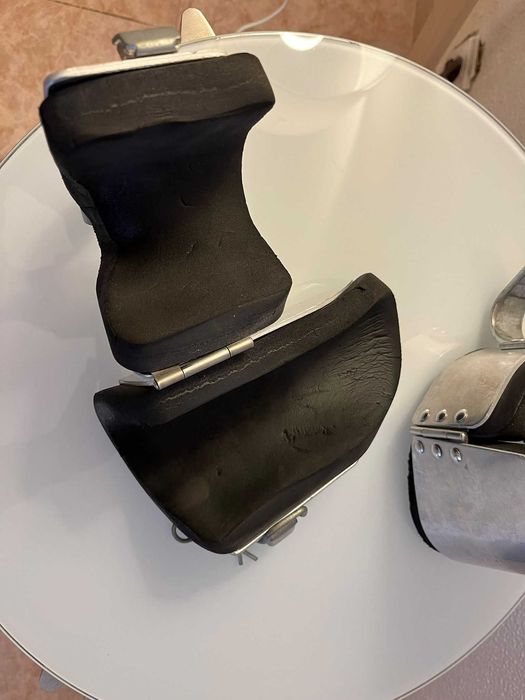 Botas de inversão / Inversion boots para barra fixa - ótimo estado