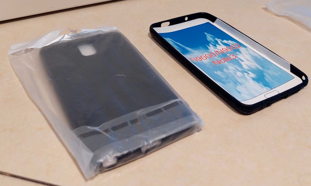 Samsung Galaxy Note 3 -szybka  2szt. etui