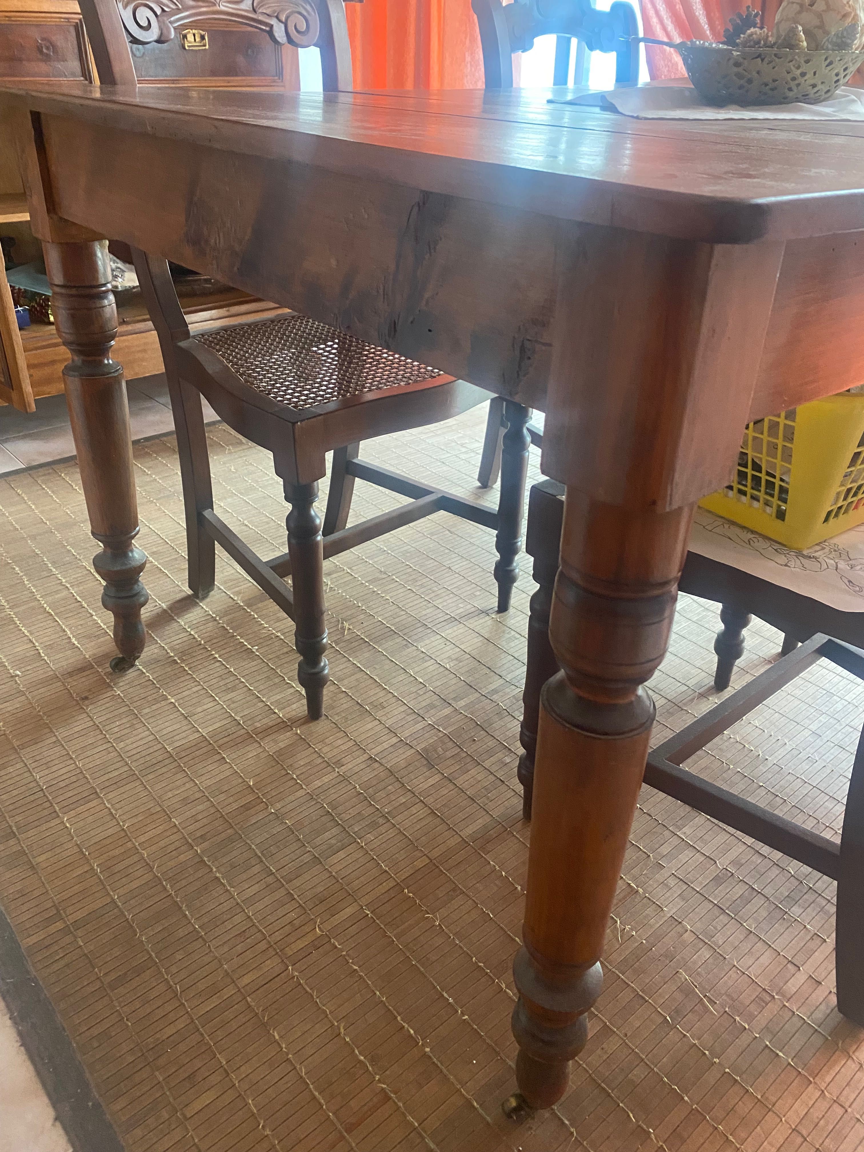 Mesa de Jantar Centenária
