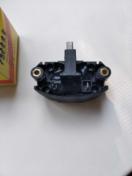 Реле-регулятор генератора VALEO, реле зарядки ARE3021 VAG 037 903 803X