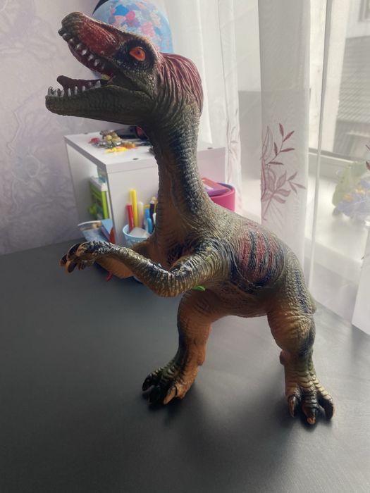 Динозав в гарному стані