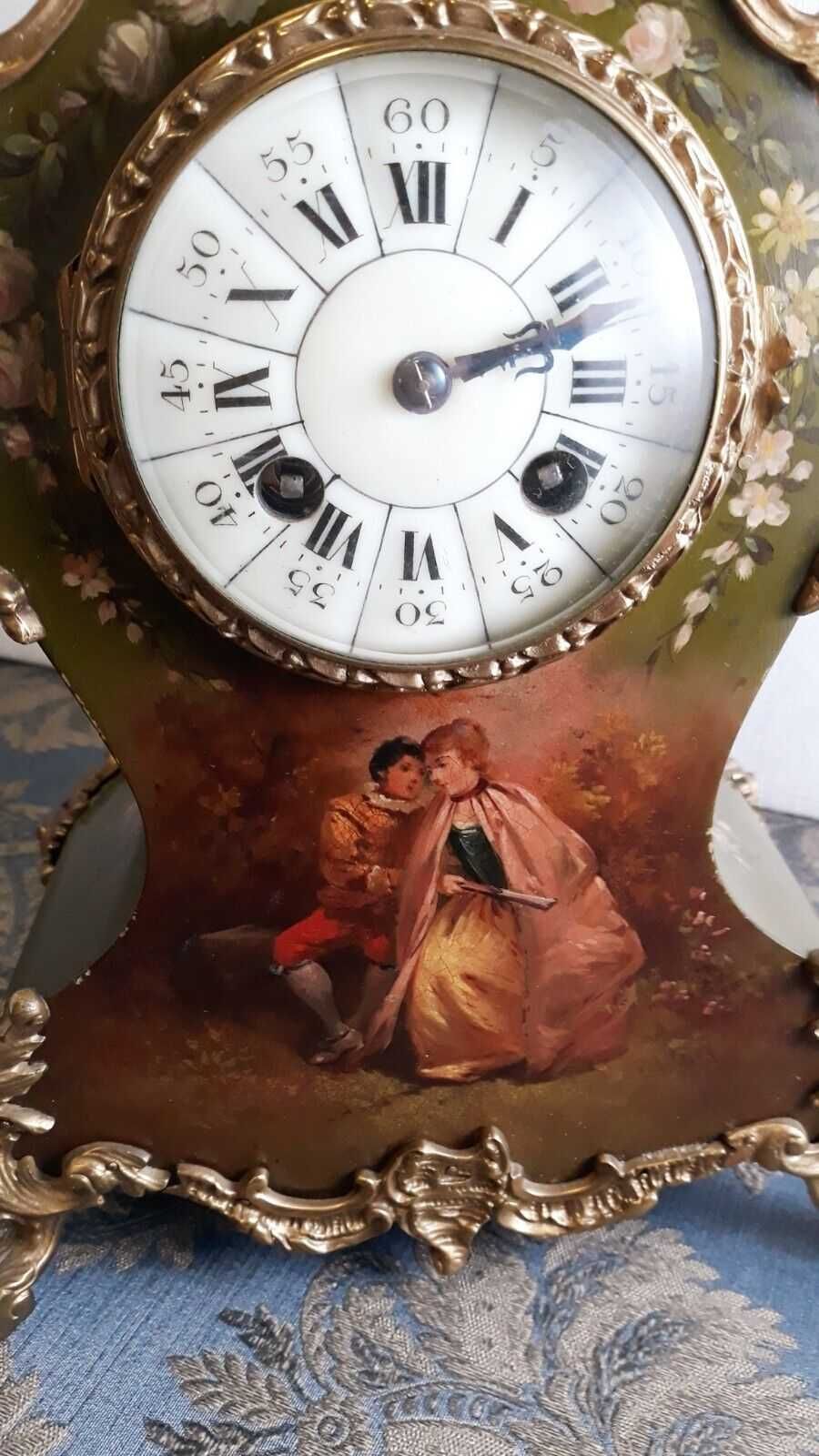 Antyczny Stary Francuski zegar z XIX wieku kominkowy