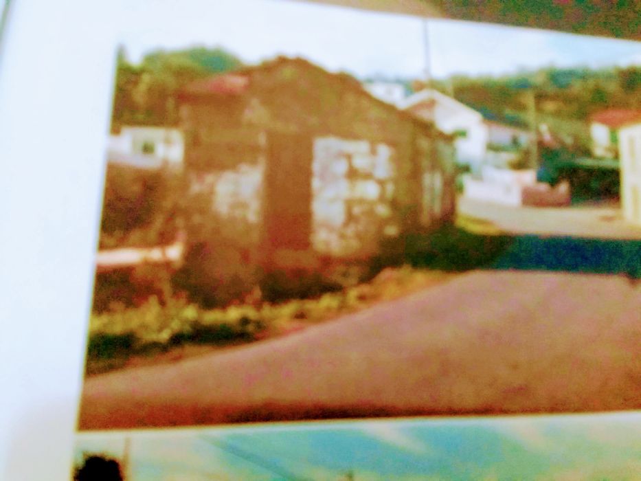 Casa em ruínas Gêmeos Guimarães tem 10 mil euros em pedra