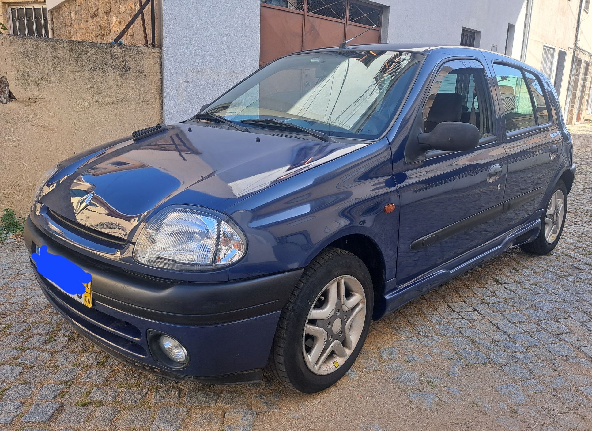 Renault clio 1.2 gasolina com direcção assistida