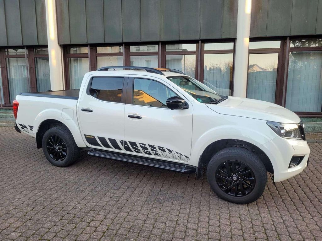 Бампер Nissan Navara NP300 2015-2022 разборка навара запчастини