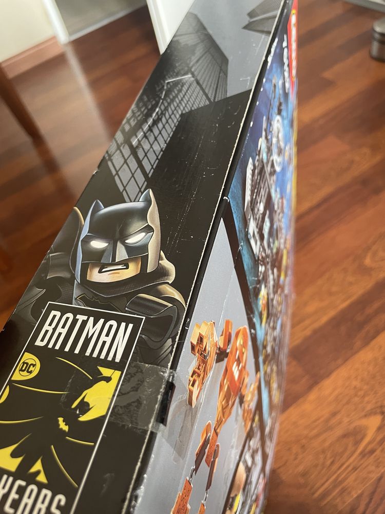 LEGO 76122 Batcave Clyface Invasion Nowe nie uzywne jaskinia Batmana