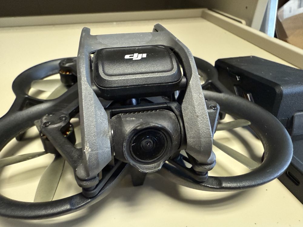 Dron DJI Avata z baterią i hubem do ładowania. Faktura VAT