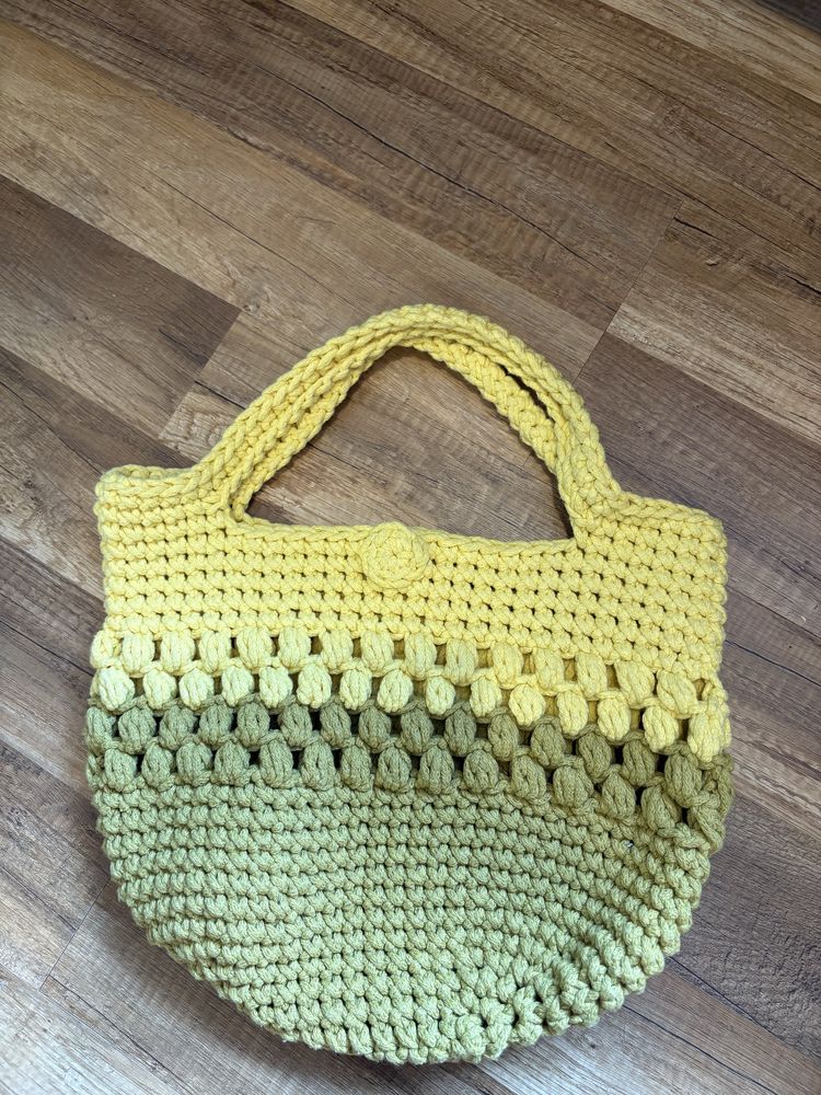Dziergana torebka handmade, idealna na lato
