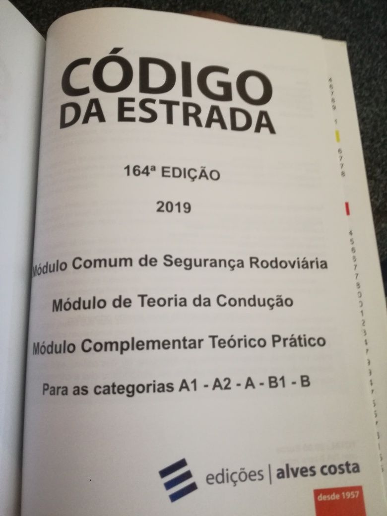 Vendo livro de código da estrada