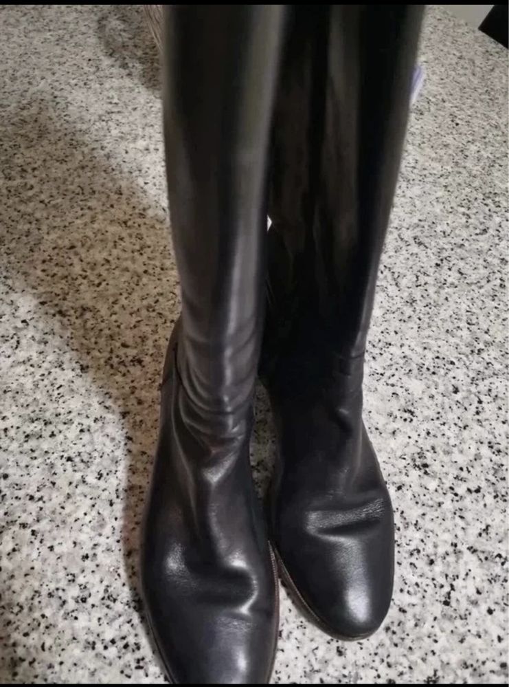 Botas de pele de cano