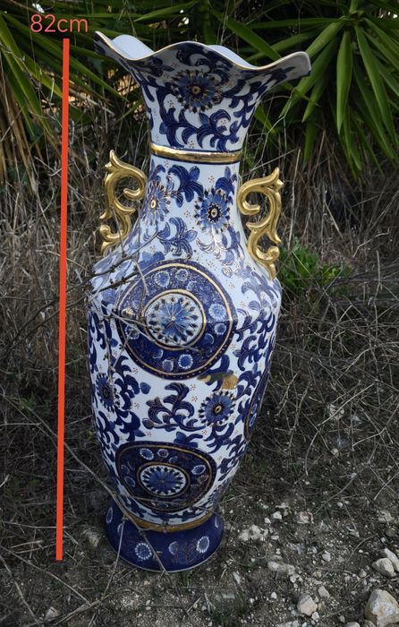 VASO PORCELANA Chinês pintado à mão, excelente estado.