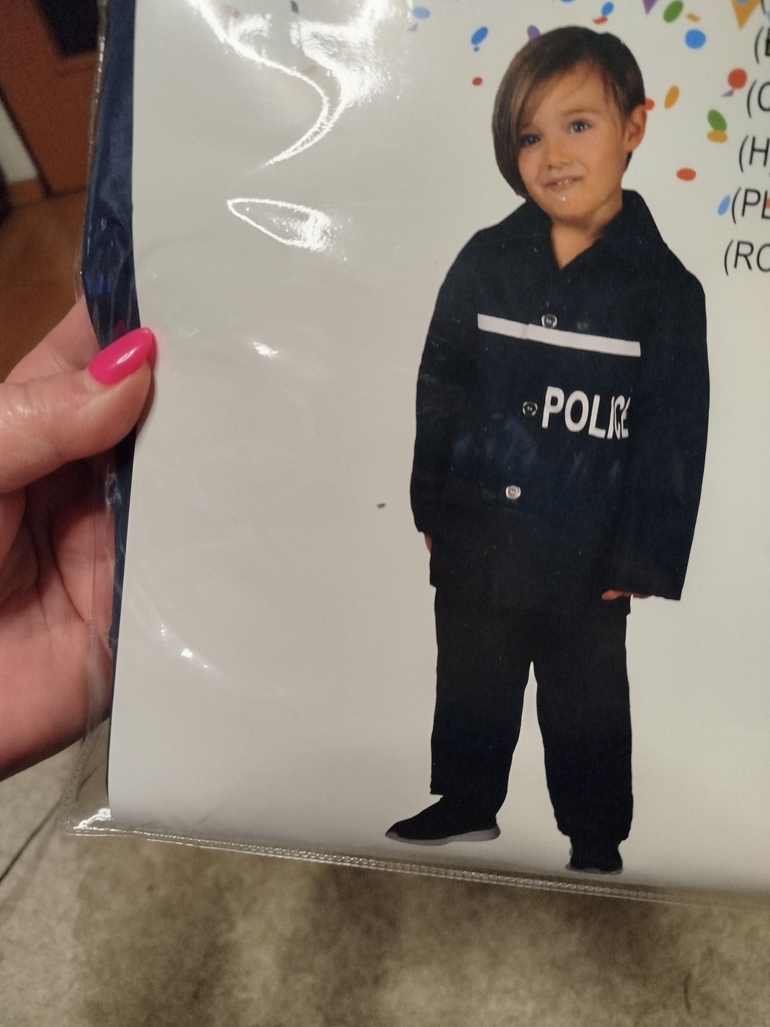 Strój karnawałowy dla dziewczynki Policjantka wiek 6/8 lat Nowy