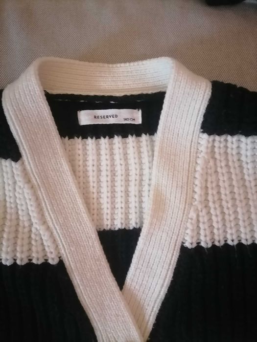 Sweter dziewczęcy rozpinany Reserved rozm 140
