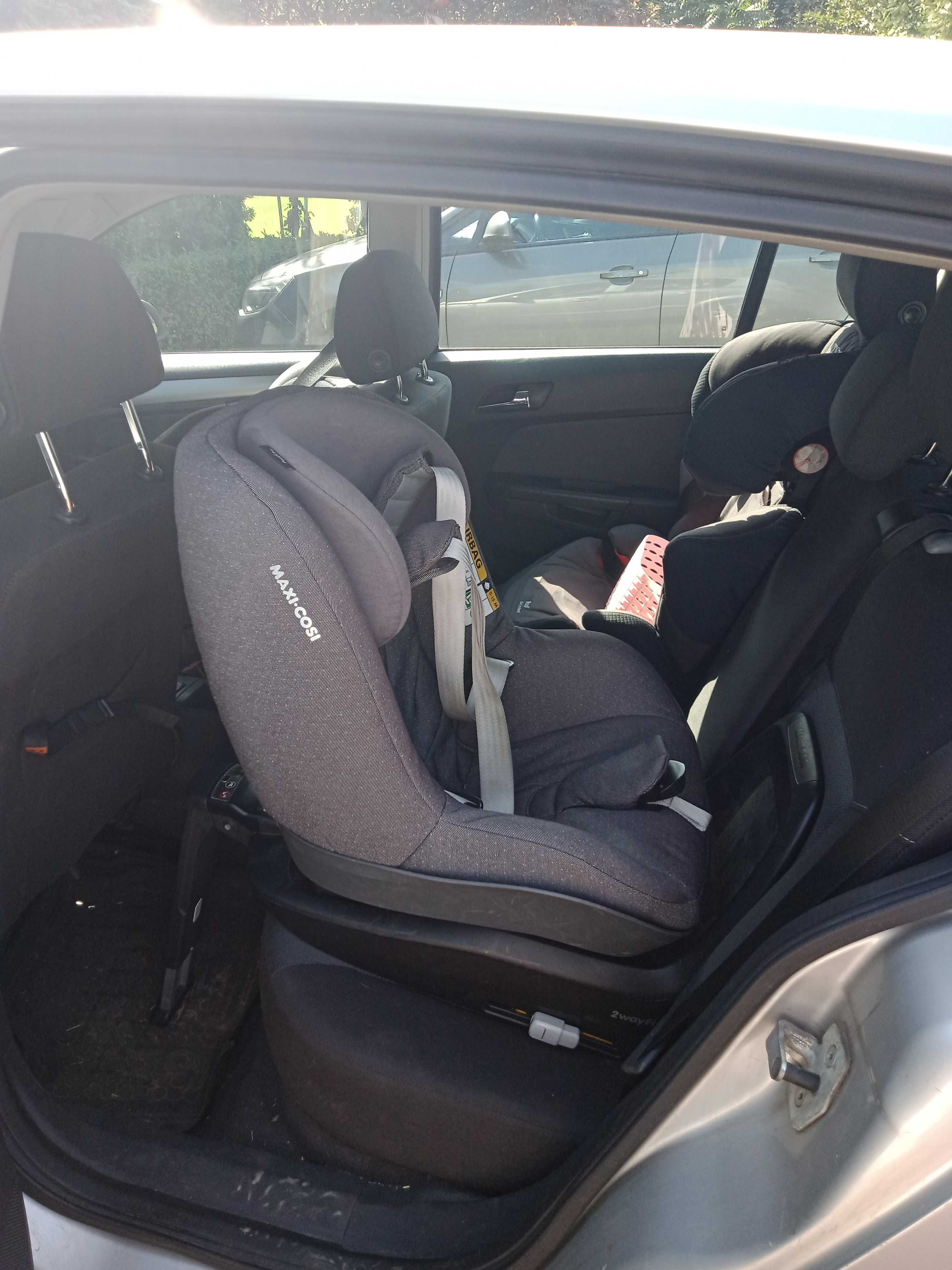 Fotelik 9-18kg Maxi Cosi Pearl+baza ISOFIX 2weyfix bezwypadkowy RWF