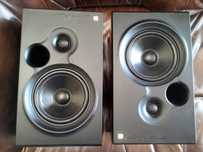 colunas de som marca KEF ~- codo