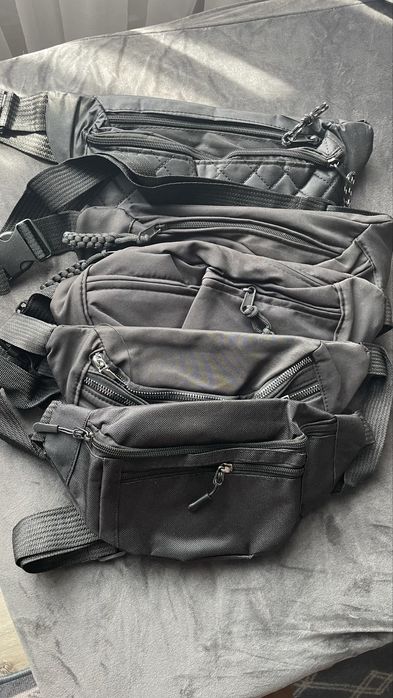 Барсетки бананки сумки чорні