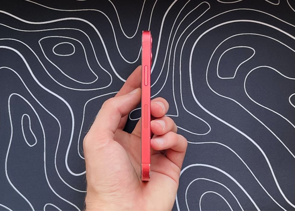 Отличный iPhone 12 MINI - 256 гб - NEVERLOCK - 100% АКБ - RED