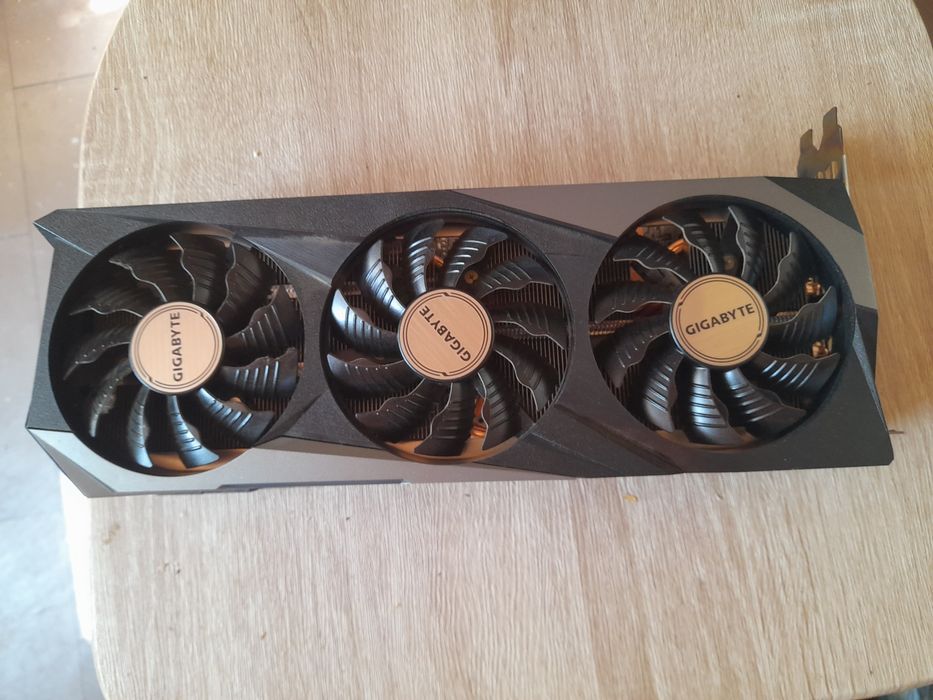 AMD Radeon RX6800XT 16GB Gigabyte