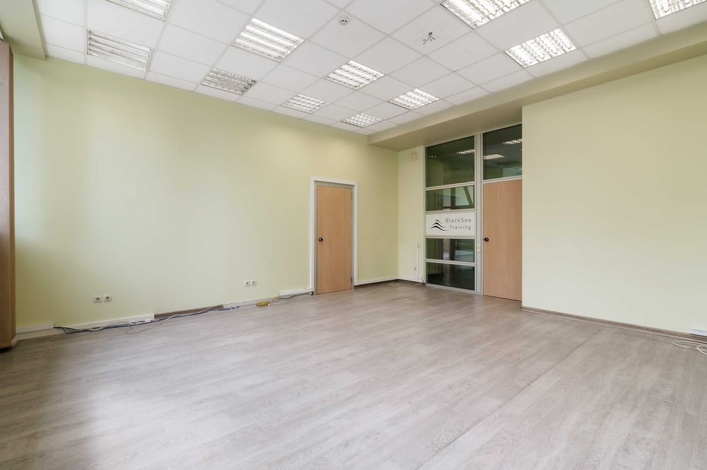 Здам офісне приміщення 35 кв.м. Власник, генератор