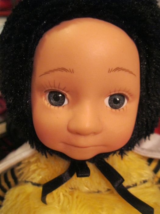 кукла мягкая игрушка пчела пчелка лицо резина фирменная типа гендес