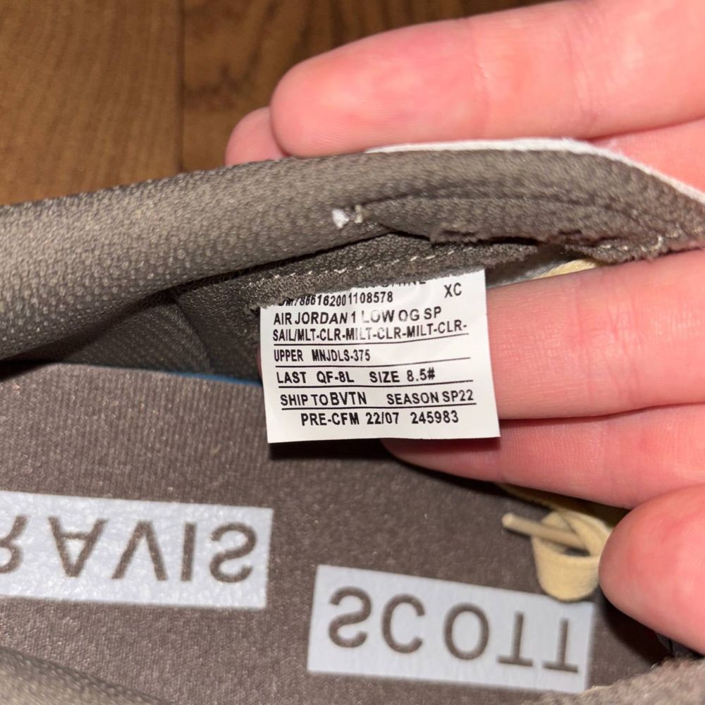 Air Jordan 1 low reverse mocha (Travis Scott)