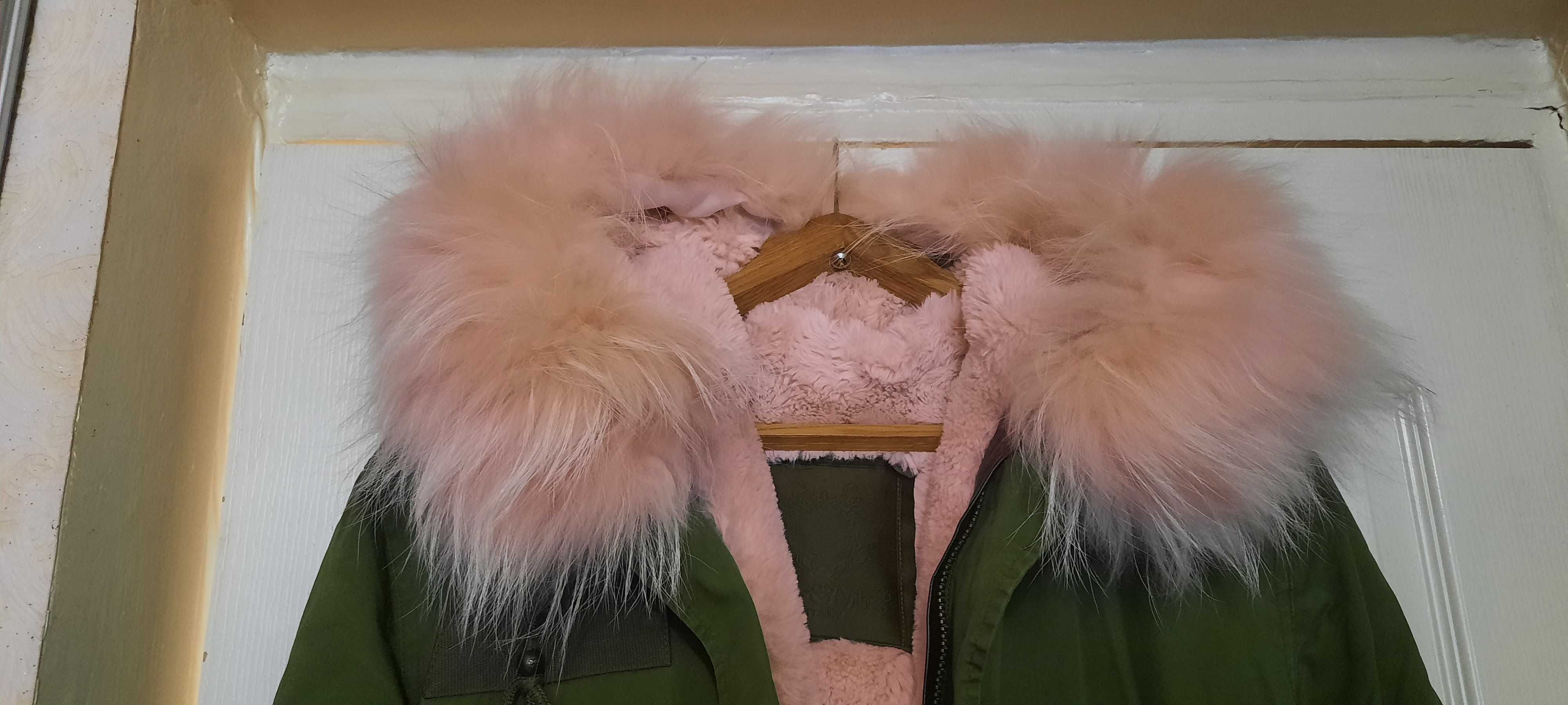 Куртка парка с розовым мехом