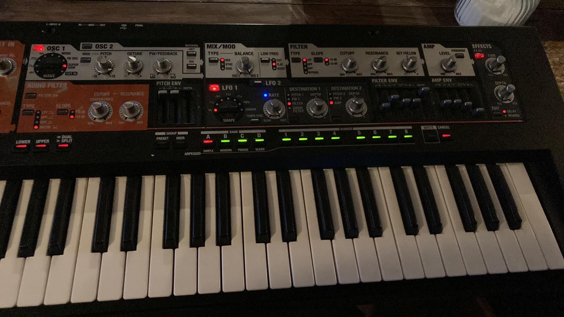 Roland SH-201 synthesizer