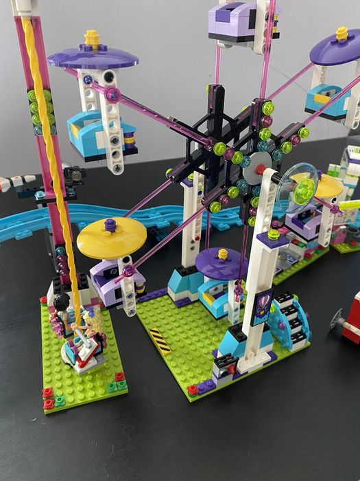 Lego Friends 41130– Kolejka gorska w parku rozrywki