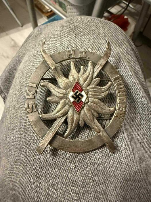 Rzadka Odznaka Narciarska HJ Youth Expert