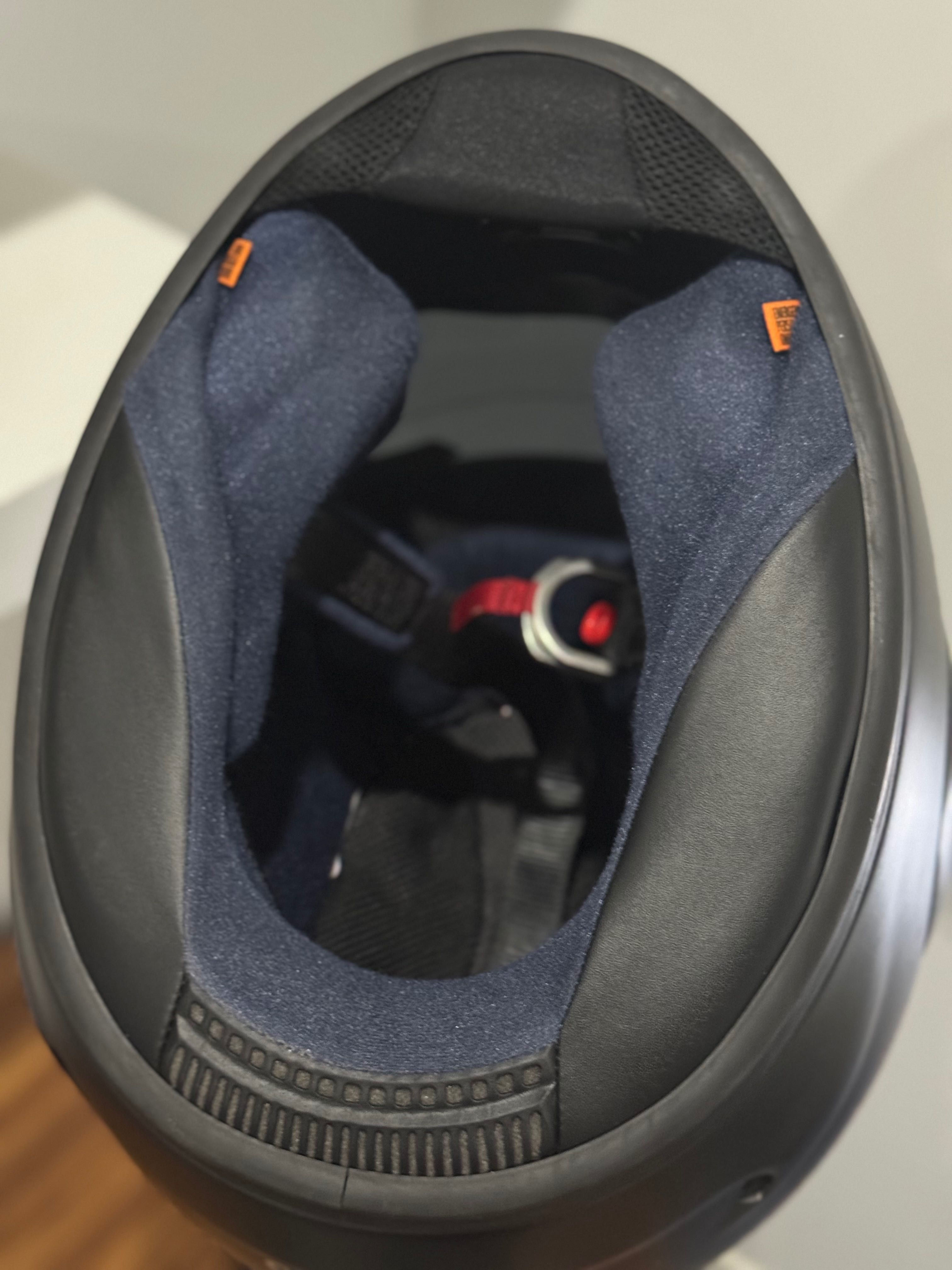 Capacete ARAI Quantic