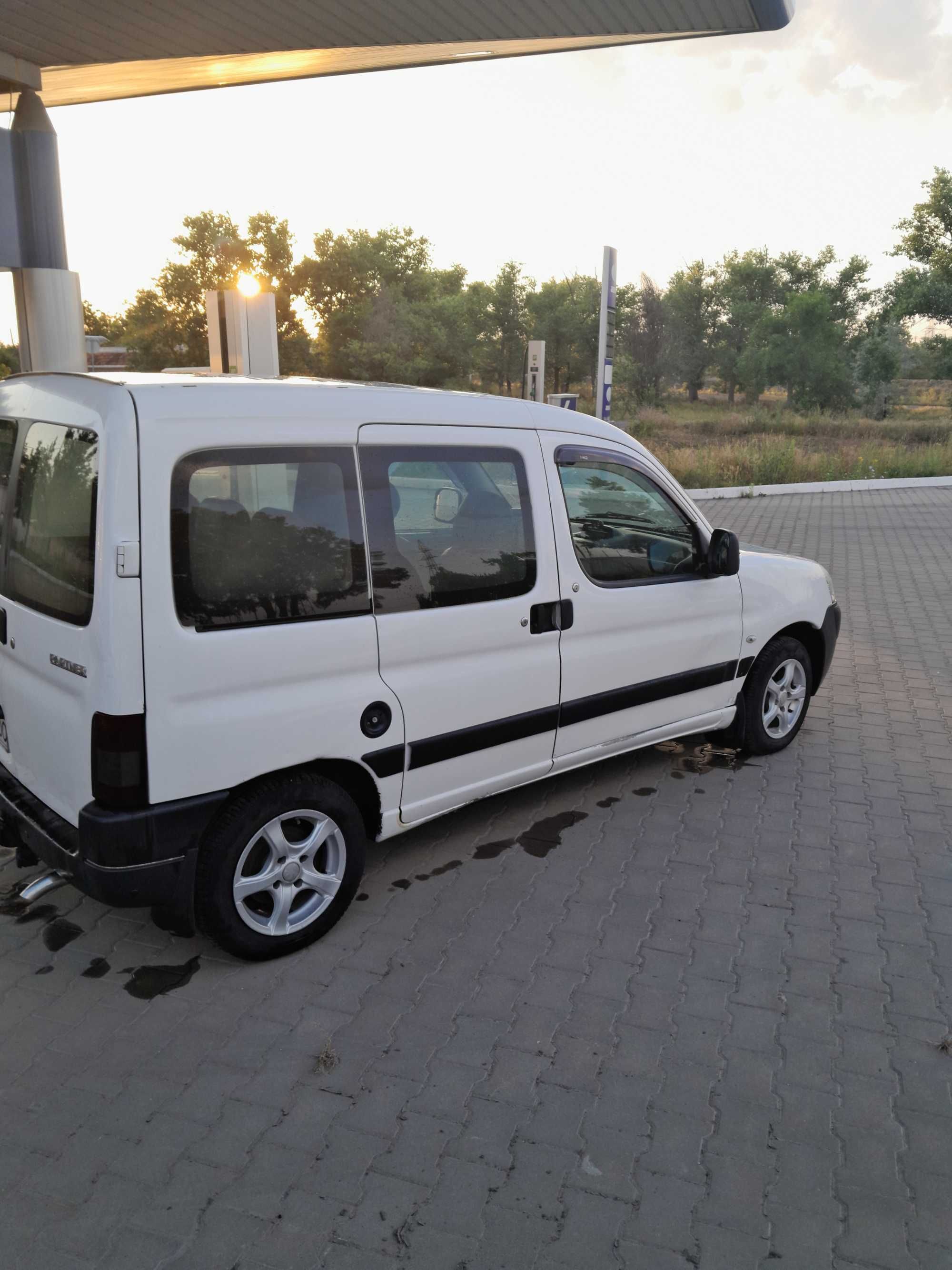 PEUGEOT/Partner   1.9 Дизель