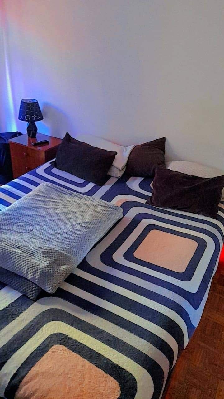 Quarto A 2 Minutos da estação  do Cacém 
En